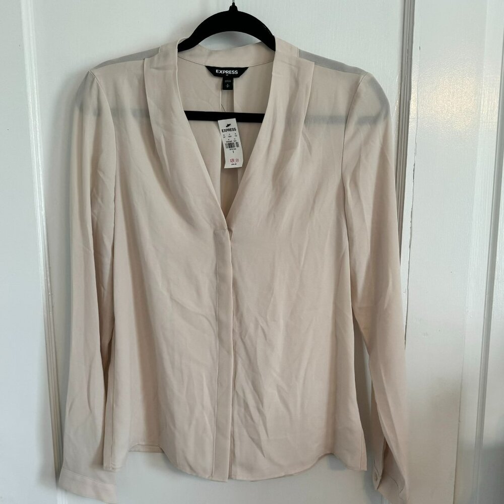 NWT Express Sheer Cream V-Neck Button Down Blouse - Size S.